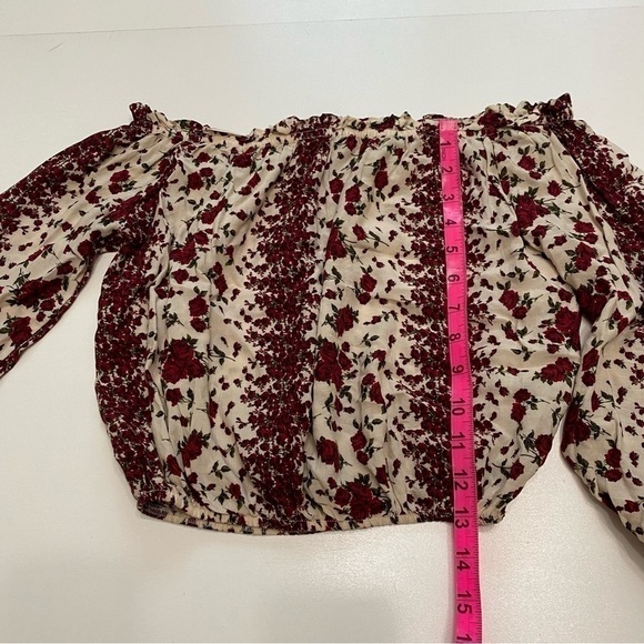 Brandy Melville red floral Maura off the shoulder top one size fits all - Picture 6 of 7